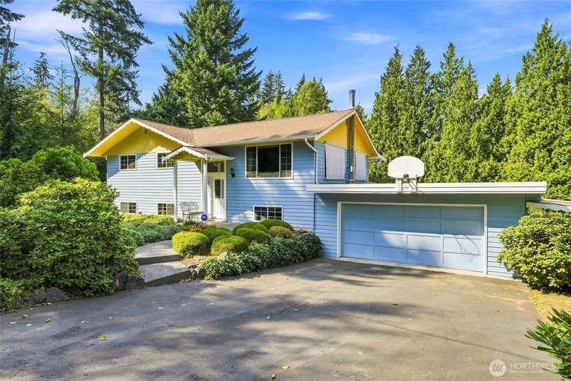 Property photo for 12731 25th Avenue SE, Everett photo 2