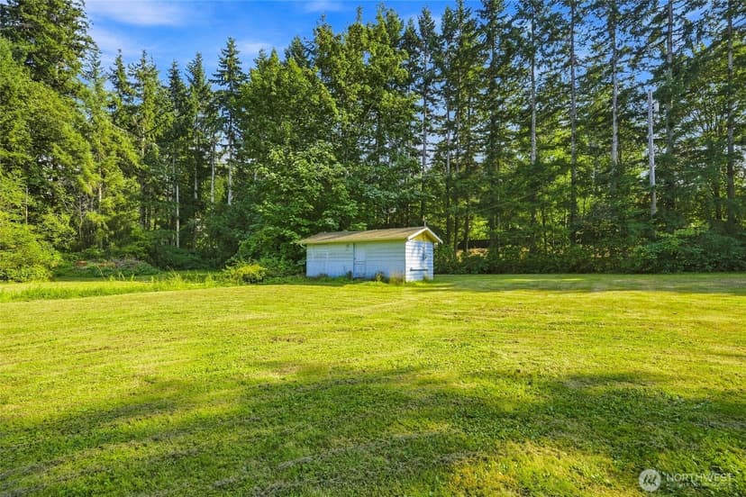 Property photo for 12731 25th Avenue SE, Everett photo 32