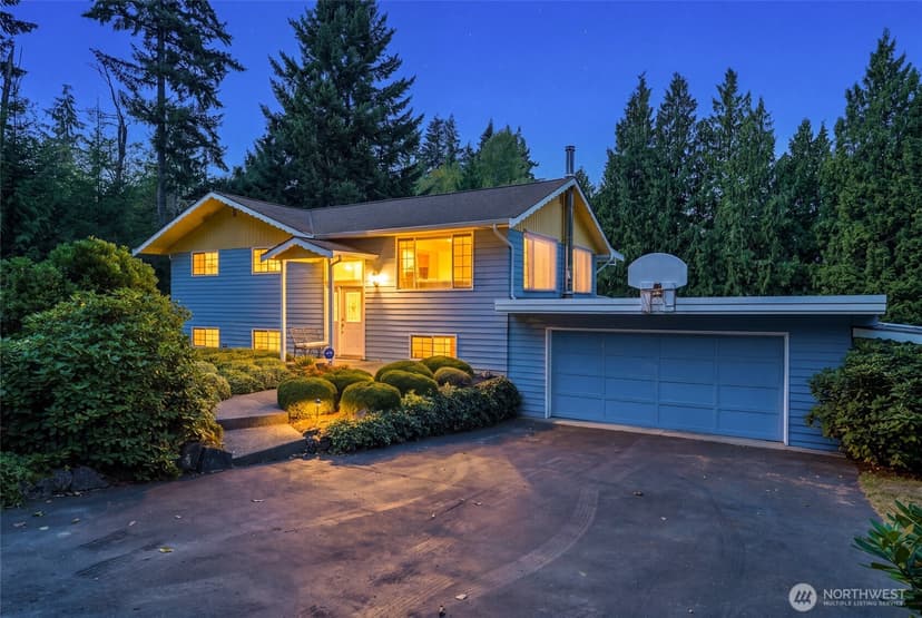 Property photo for 12731 25th Avenue SE, Everett