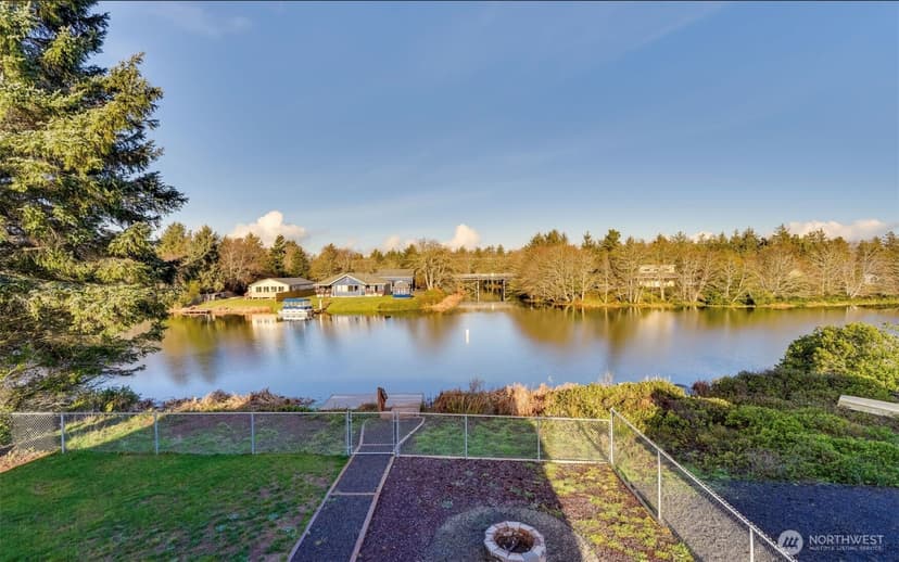 Property photo for 1006 Point Brown Avenue SE, Ocean Shores photo 10