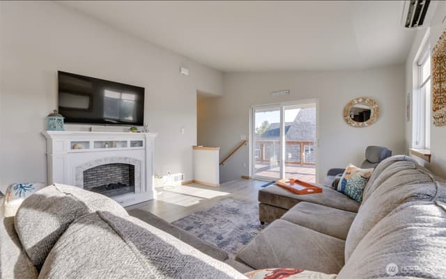 Property photo for 1006 Point Brown Avenue SE, Ocean Shores photo 5