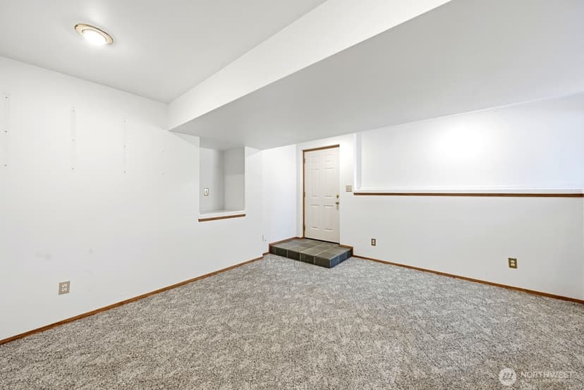 Property photo for 1011 N 28th Place, Renton photo 26
