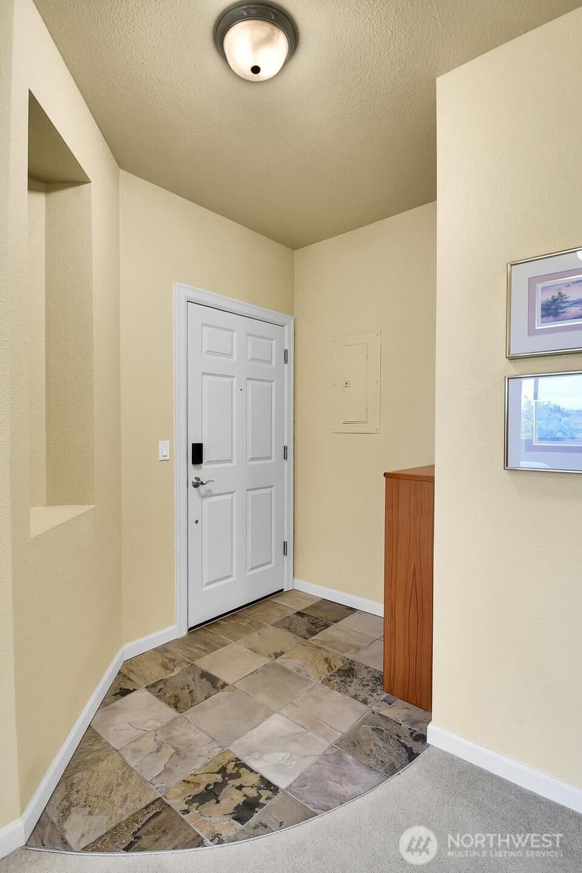Property photo for 6800 132nd Place SE #E-401, Newcastle photo 3