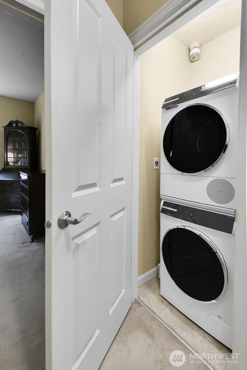 Property photo for 6800 132nd Place SE #E-401, Newcastle photo 18