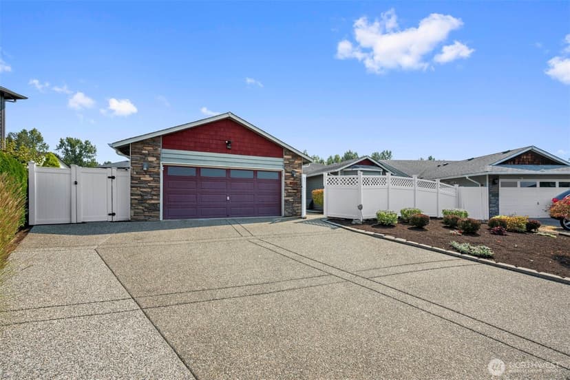 Property photo for 3331 65th Drive NE, Marysville photo 3