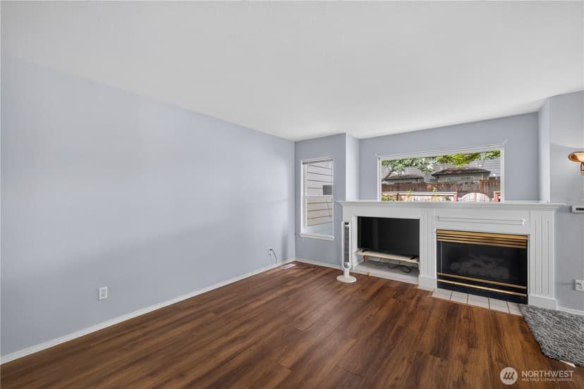 Property photo for 1131 115th Street SW #M4, Everett photo 4