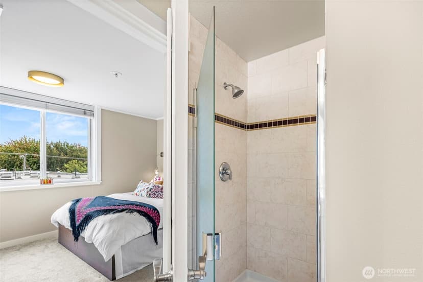 Property photo for 626 4th Avenue W #504, Seattle photo 21