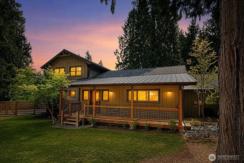 Property photo for 1052 Woodside Lane, Langley photo 39