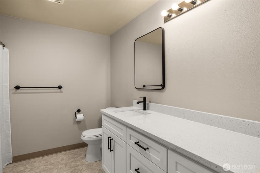 Property photo for 12515 109th Court NE #B202, Kirkland photo 12