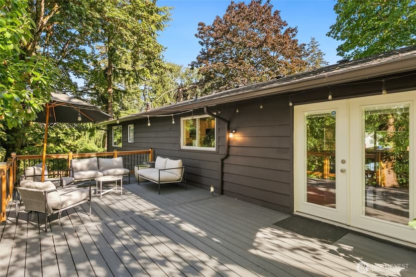 Property photo for 20417 55th Place NE, Lake Forest Park photo 28
