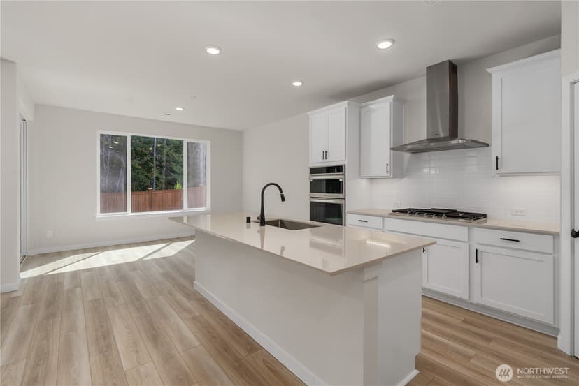 Property photo for 3934 Flat Top Drive, Bremerton photo 11