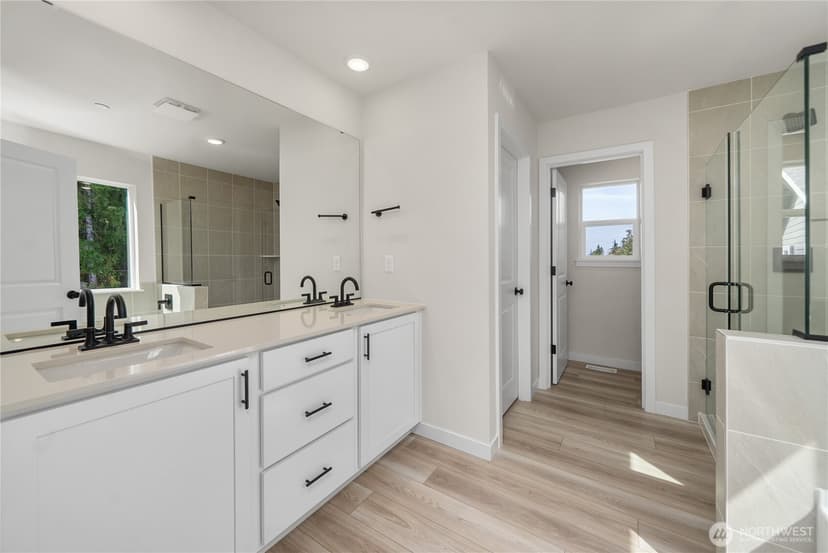 Property photo for 3934 Flat Top Drive, Bremerton photo 21