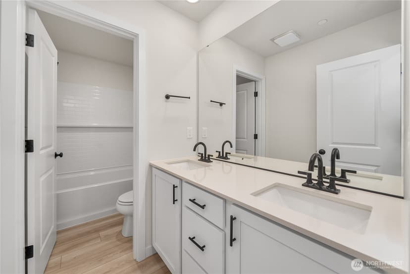 Property photo for 3934 Flat Top Drive, Bremerton photo 17