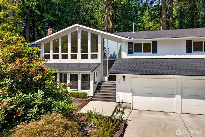 Property photo for 16224 195th Place NE, Woodinville photo 3