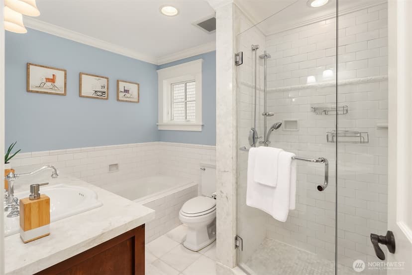 Property photo for 1508 37th Avenue E, Seattle photo 21