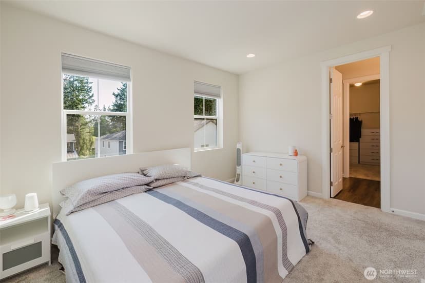 Property photo for 6480 Halyard Circle SE, Port Orchard photo 26