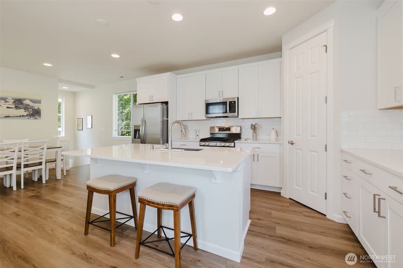 Property photo for 6480 Halyard Circle SE, Port Orchard photo 10
