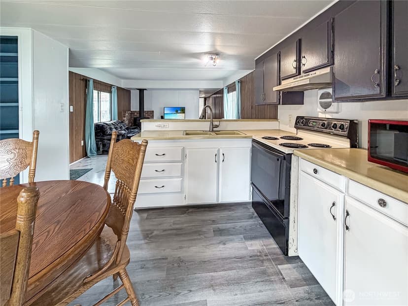 Property photo for 10831 SE 226th Street, Kent photo 6
