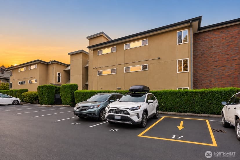 Property photo for 732 11th Avenue E #301, Seattle photo 19