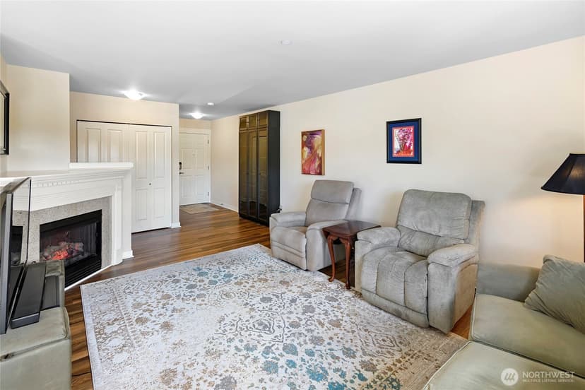 Property photo for 300 High School Road NE #406, Bainbridge Island photo 6
