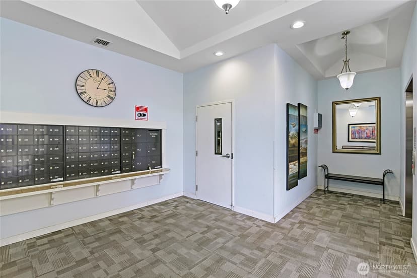 Property photo for 300 High School Road NE #406, Bainbridge Island photo 3