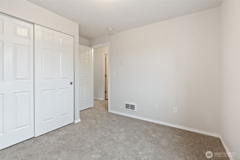 Property photo for 14617 46th Avenue NE, Marysville photo 22