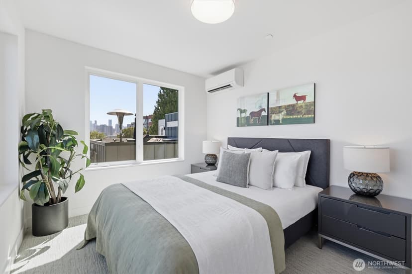 Property photo for 2011 Dexter Avenue N #A, Seattle photo 15