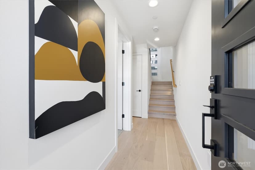 Property photo for 2011 Dexter Avenue N #A, Seattle photo 3