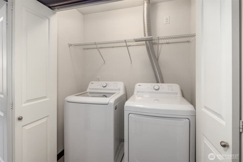 Property photo for 7174 27th Avenue SW, Seattle photo 23