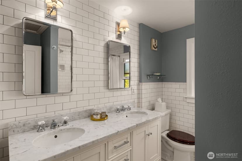 Property photo for 7963 Seward Park Avenue S, Seattle photo 27