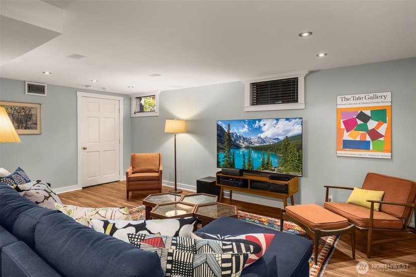 Property photo for 7963 Seward Park Avenue S, Seattle photo 31