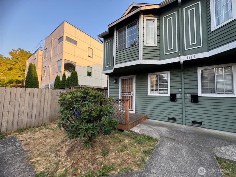 Property photo for 1915 E Spruce Street #A, Seattle