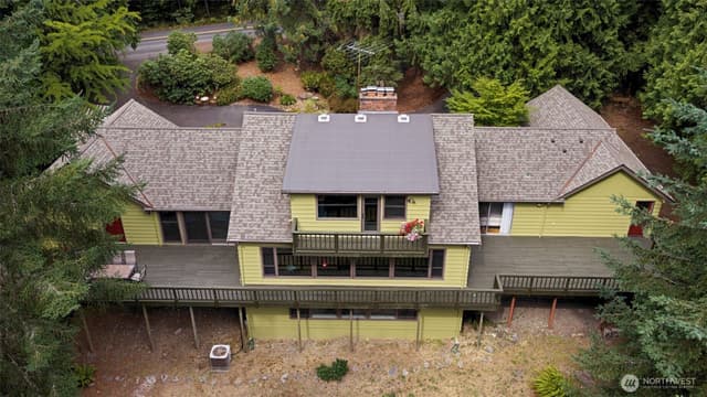 Property photo for 25235 SE Mirrormont Drive, Issaquah