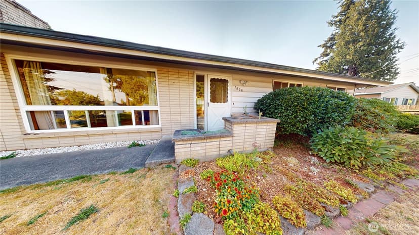 Property photo for 7828 Highland Drive, Everett photo 8