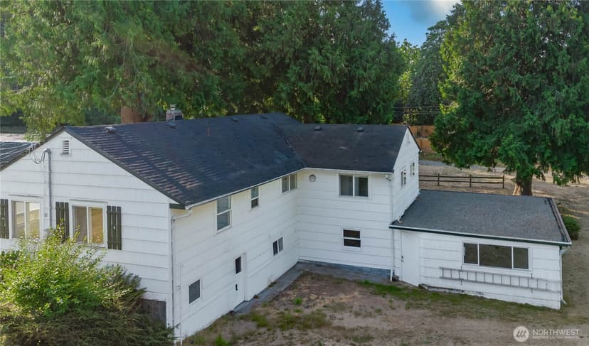 Property photo for 13057 10th Avenue S, Seattle photo 33