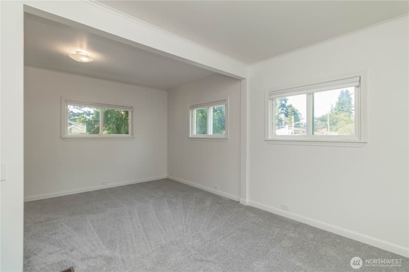 Property photo for 13057 10th Avenue S, Seattle photo 22