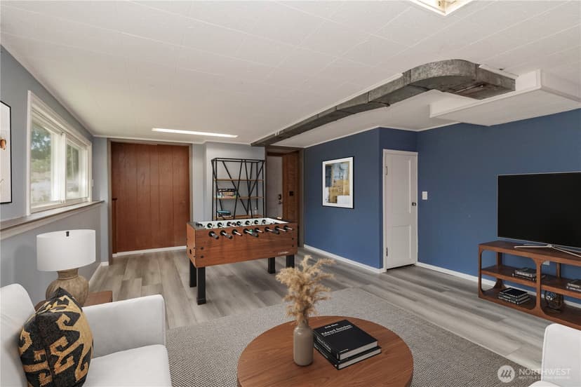 Property photo for 13057 10th Avenue S, Seattle photo 16