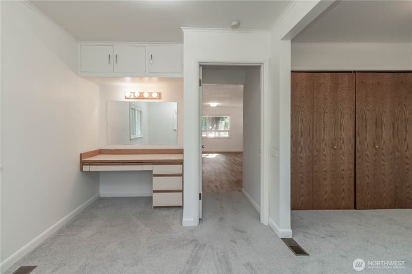 Property photo for 13057 10th Avenue S, Seattle photo 23