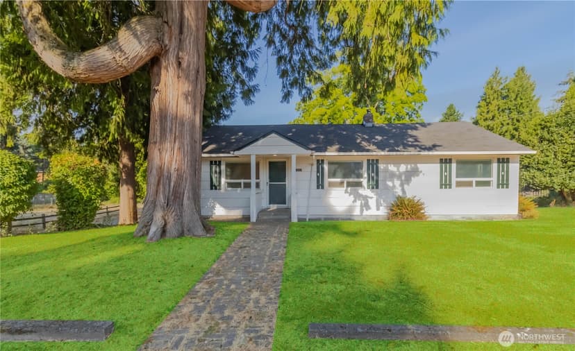 Property photo for 13057 10th Avenue S, Seattle photo 2