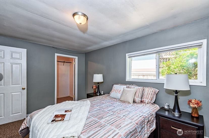 Property photo for 22910 Edmonds Way, Edmonds photo 12