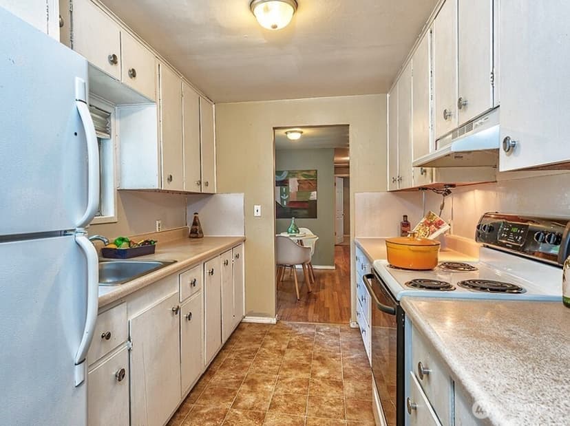 Property photo for 22910 Edmonds Way, Edmonds photo 18