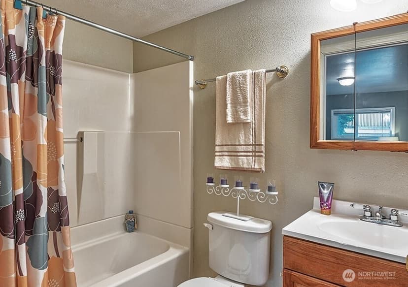 Property photo for 22910 Edmonds Way, Edmonds photo 11