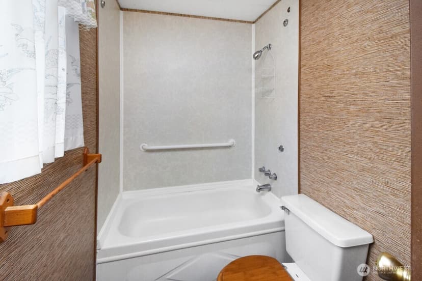 Property photo for 1270 SE Carl Pickel Drive, Port Orchard photo 15