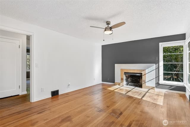 Property photo for 4515 49th Avenue S, Seattle photo 5