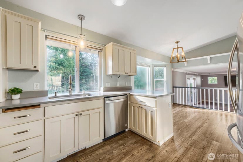 Property photo for 11404 173rd Avenue Ct E, Bonney Lake photo 6