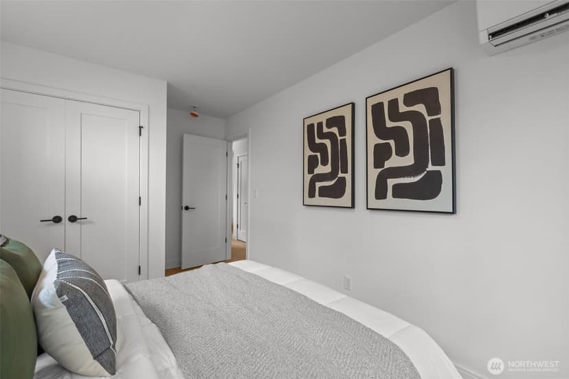 Property photo for 2220 B NW 62nd Street, Seattle photo 3