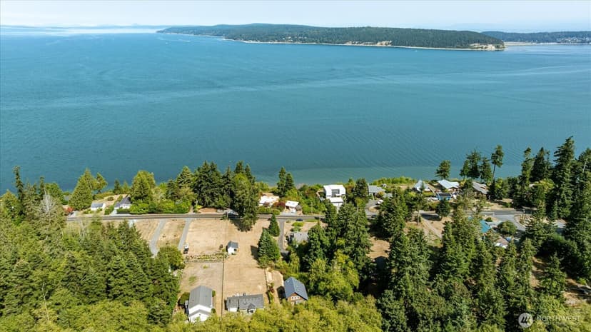 Property photo for 1867 Salmonberry Lane, Langley photo 21