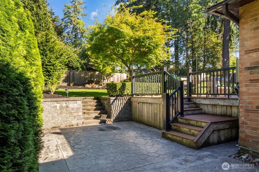 Property photo for 15108 24th Avenue SW, Burien photo 32