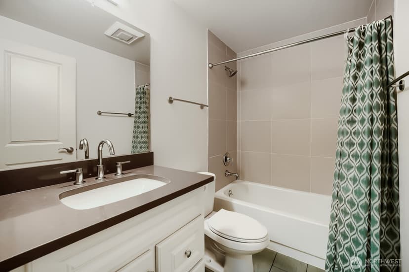 Property photo for 15291 NE 82nd Street #102, Redmond photo 21