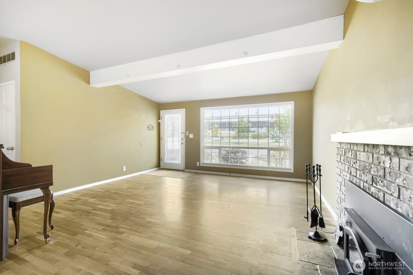 Property photo for 3707 SW 105th Street, Seattle photo 5